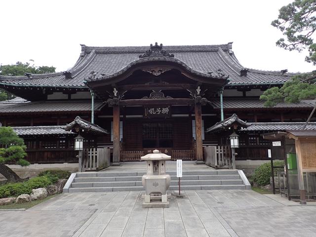 Sengakuji-Temple.jpg