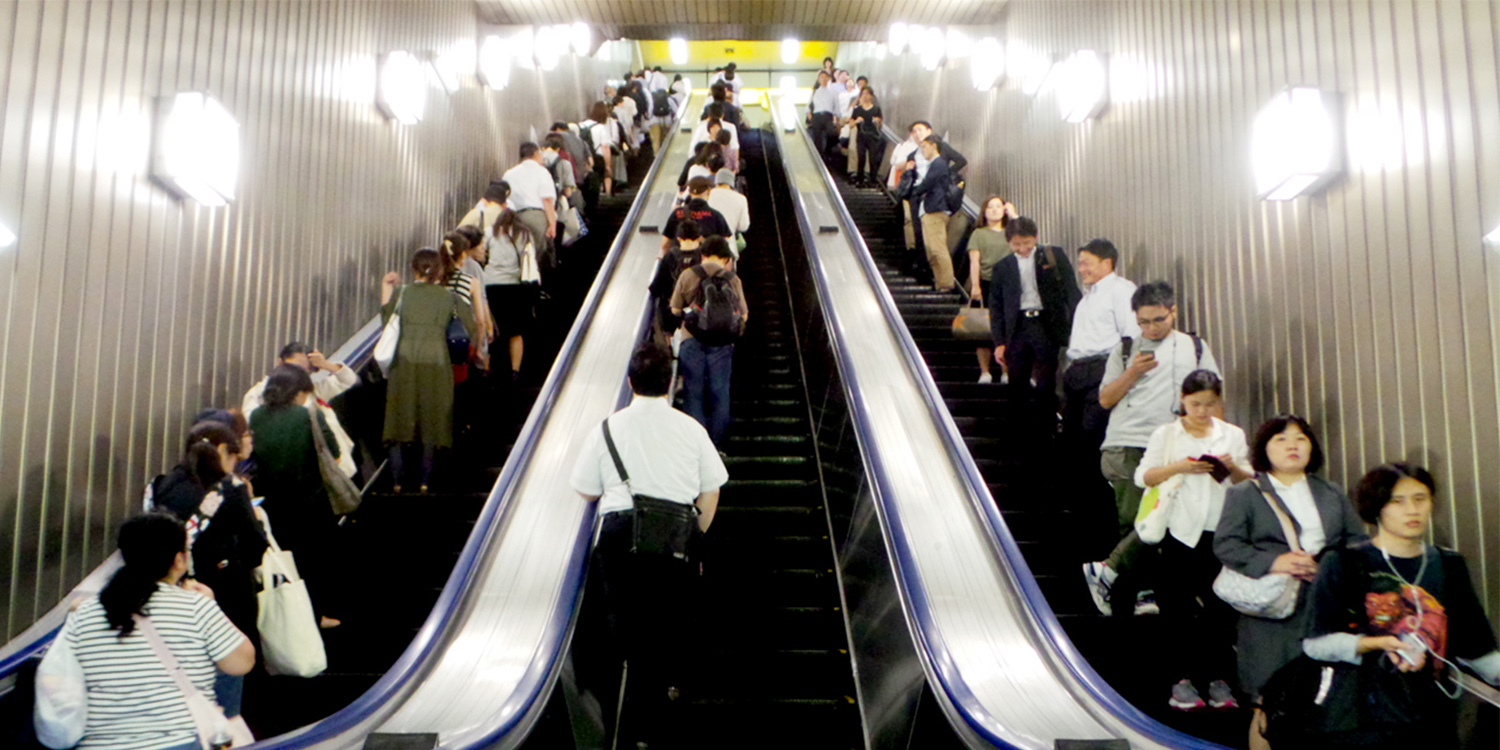 japan-escalator-both-sids-cover.jpg